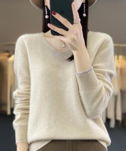 Classic Three Color Sweater MY-93203
