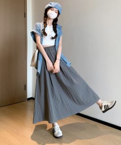 Suit with blue trimmed skirt QZ-93126